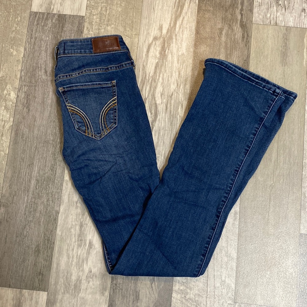 Hollister low-rise bootcut jeans